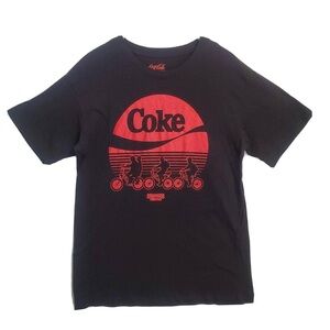 Coca Cola Stranger Things Graphic T-Shirt Size Large